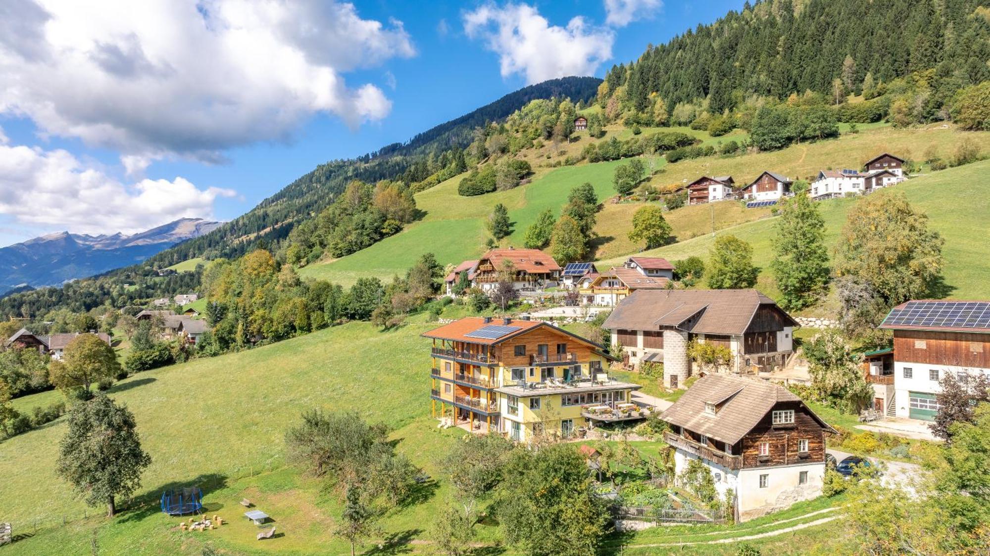 Bio- Und Vitalbauernhof Bacherhof Millstatt Exterior foto